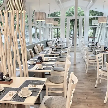 아파트호텔 Myhome Ruegen - Haus Johanneshorst Sellin (Rugen)