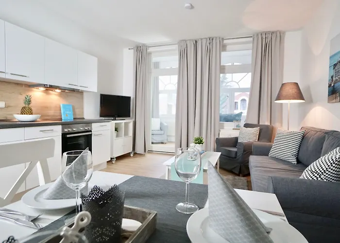 アパートホテル Myhome Ruegen - Haus Johanneshorst