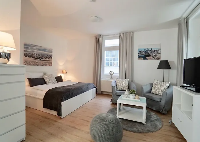 Myhome Ruegen - Haus Johanneshorst ゼリン